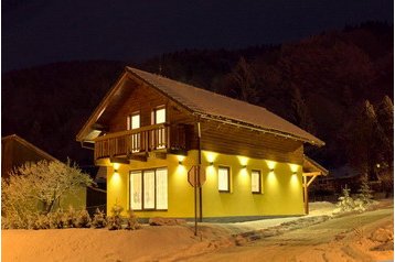 Eslovaquia Chata Bystrá, Exterior